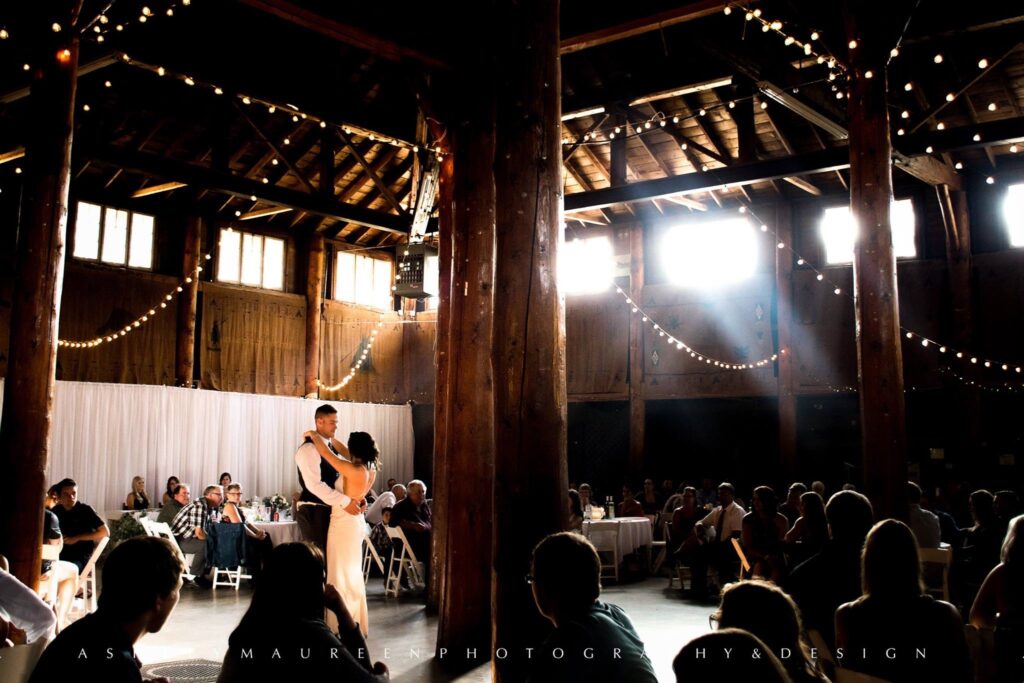 Wedding-dj-in-brandon-mb-expressions-entertainment